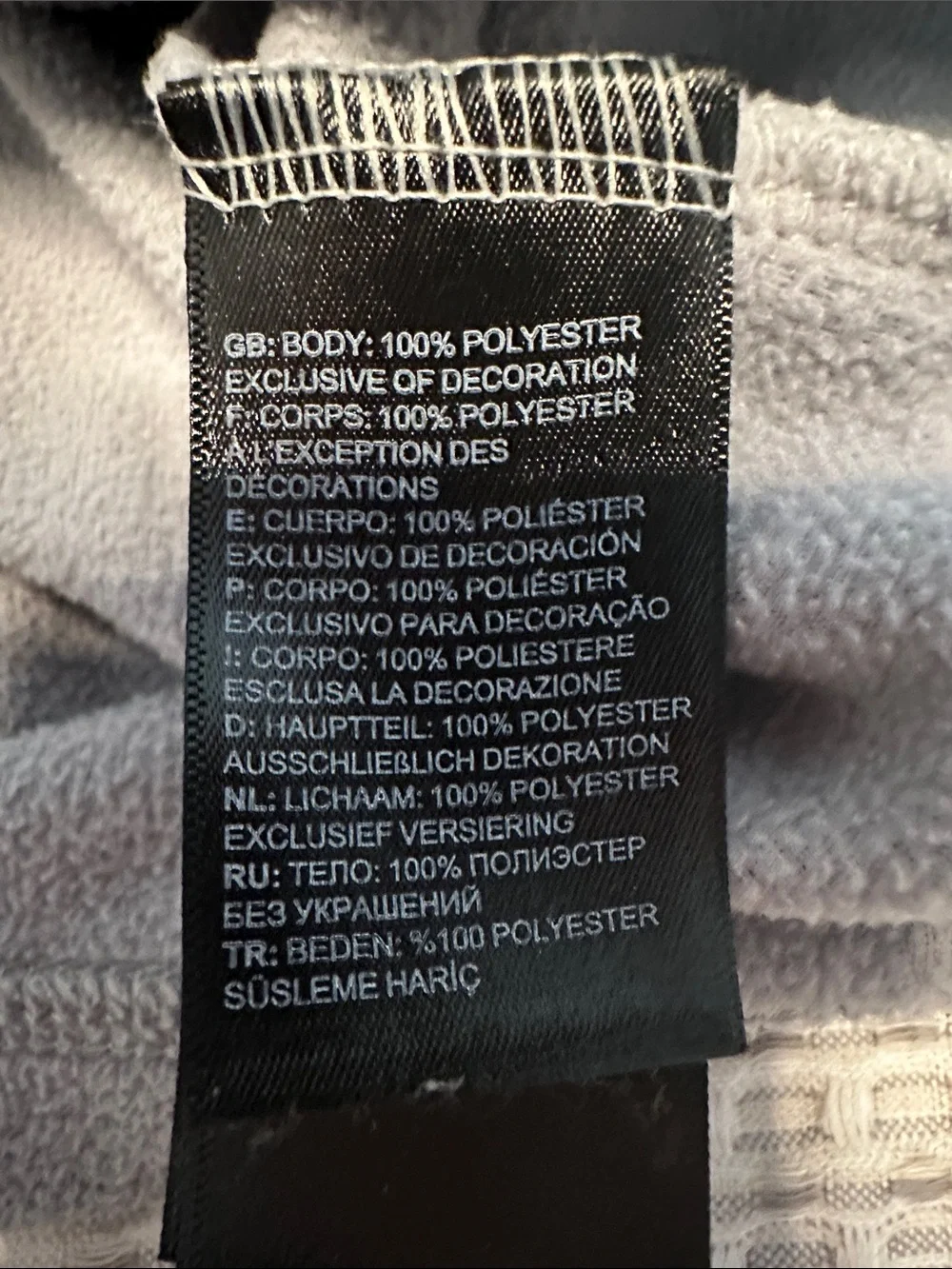 The North Face Men’s Gray and Black Zip-Up Fleece Pullover